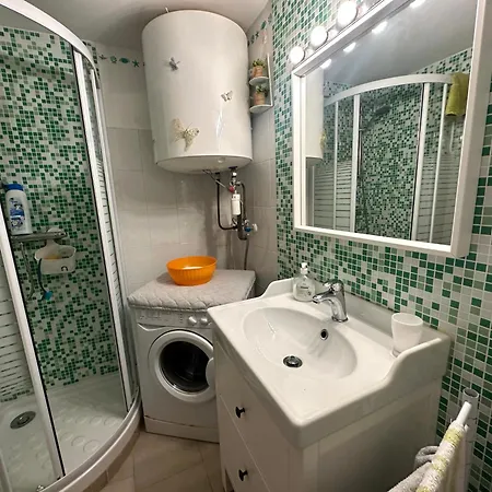 Villa Mini-villa Acces De Pinarello A Pieds Pinarellu (Corsica)