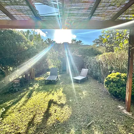 Mini-villa Acces De Pinarello A Pieds * Pinarellu (Corsica)